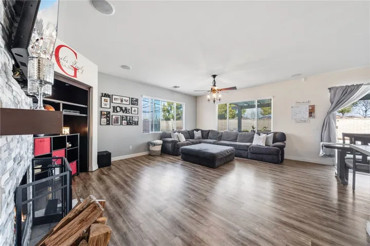 34555 Wintersweet Lane, Winchester, California 92596