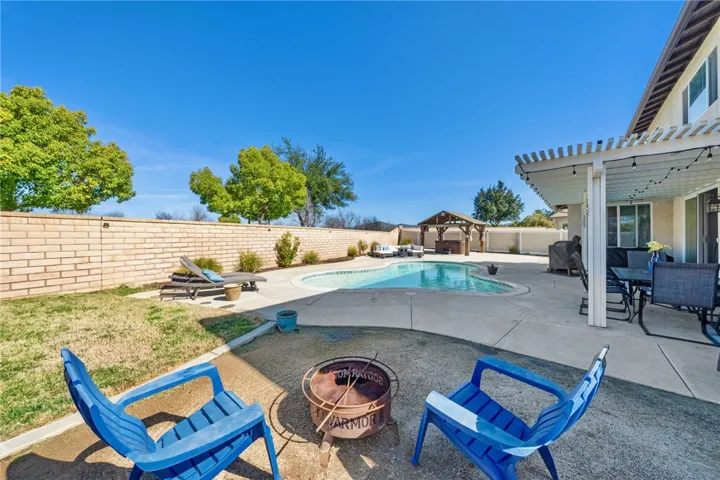 34555 Wintersweet Lane, Winchester, California 92596