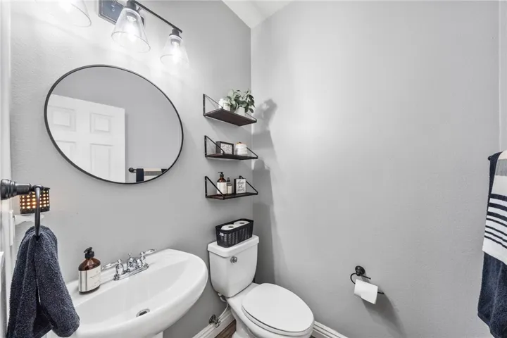 34555 Wintersweet Lane, Winchester, California 92596