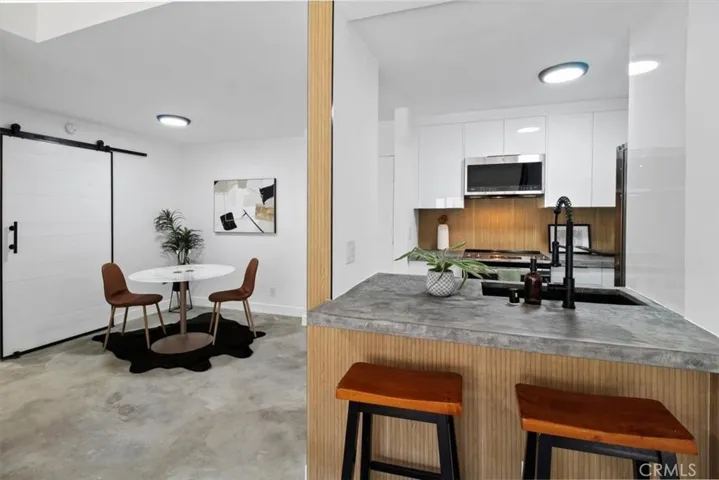 5460 White Oak Avenue A334, Encino, California 91316