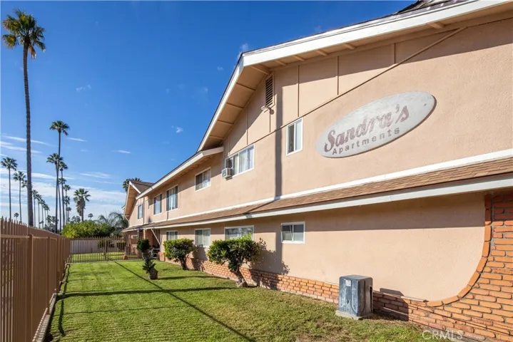 1789 7th Street, Riverside, California 92507