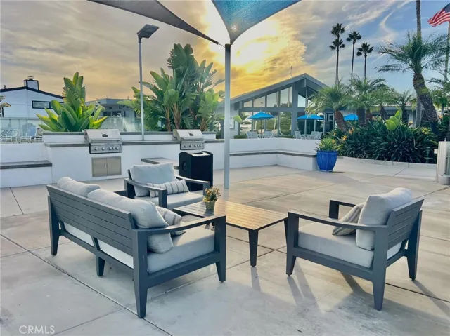 238 Plymouth Avenue, Newport Beach, California 92660