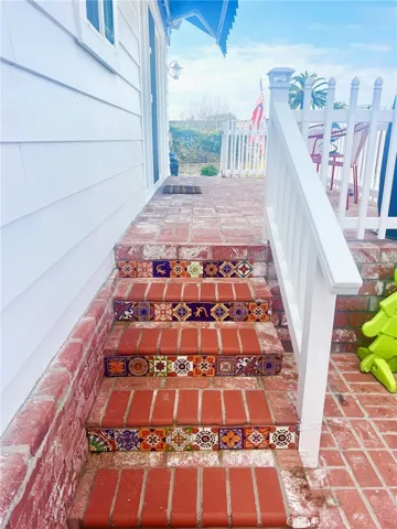 238 Plymouth Avenue, Newport Beach, California 92660