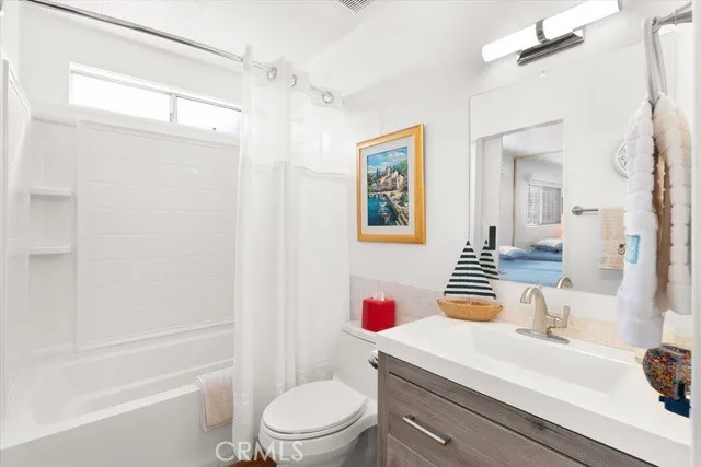 238 Plymouth Avenue, Newport Beach, California 92660