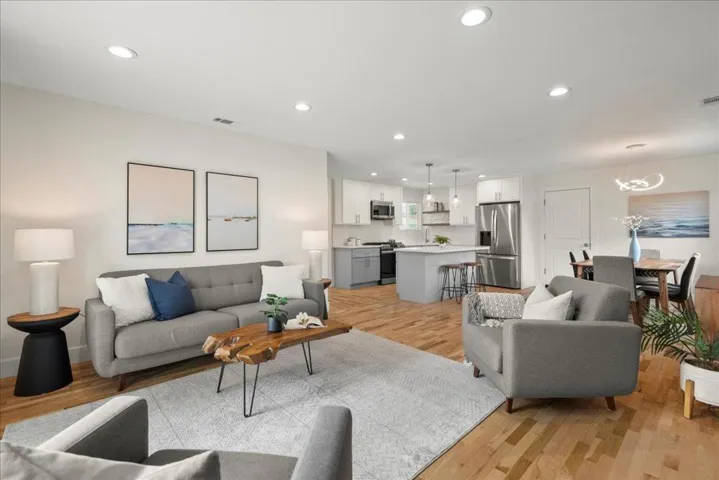 770 S San Tomas Aquino Road, Campbell, California 95008