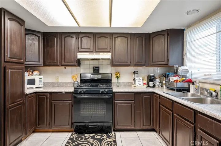 11866 167th Street, Artesia, California 90701