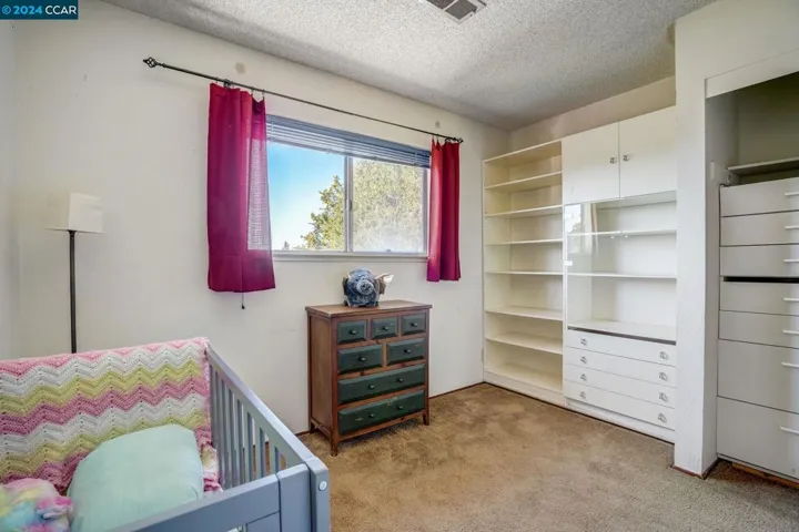 2546 Carmelita Way, Pinole, California 94564