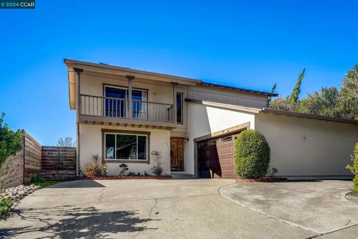 2546 Carmelita Way, Pinole, California 94564