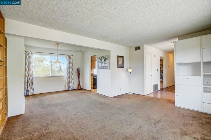 2546 Carmelita Way, Pinole, California 94564