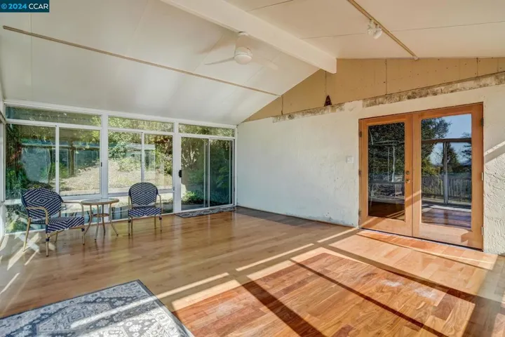 2546 Carmelita Way, Pinole, California 94564