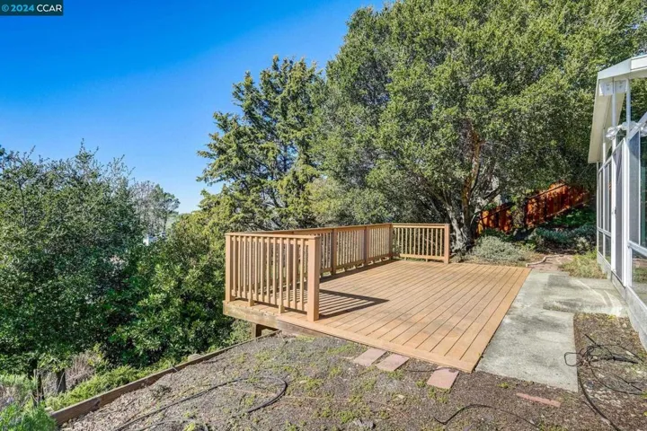 2546 Carmelita Way, Pinole, California 94564