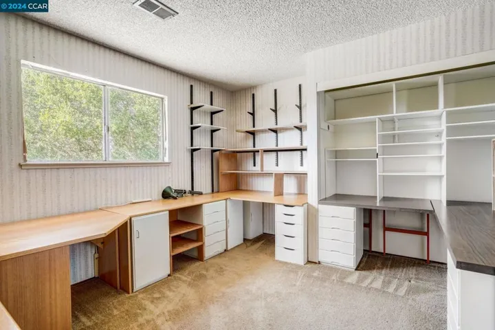 2546 Carmelita Way, Pinole, California 94564