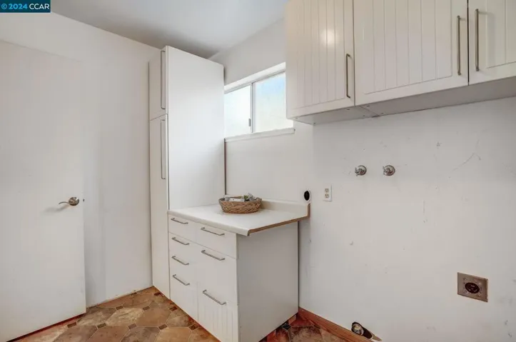 2546 Carmelita Way, Pinole, California 94564
