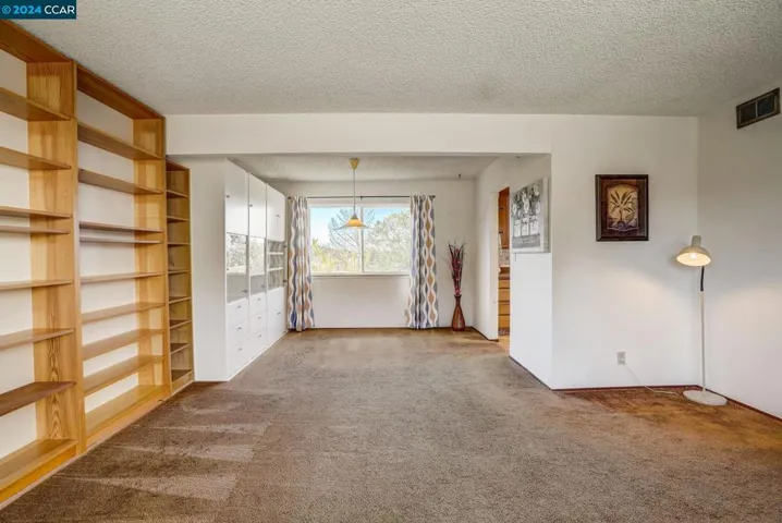 2546 Carmelita Way, Pinole, California 94564