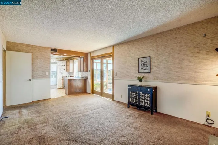 2546 Carmelita Way, Pinole, California 94564