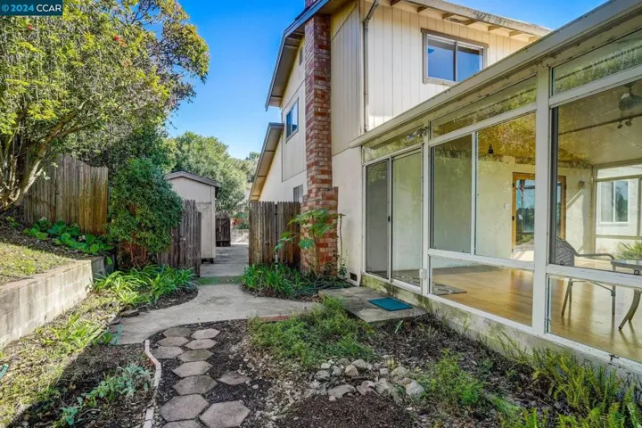 2546 Carmelita Way, Pinole, California 94564