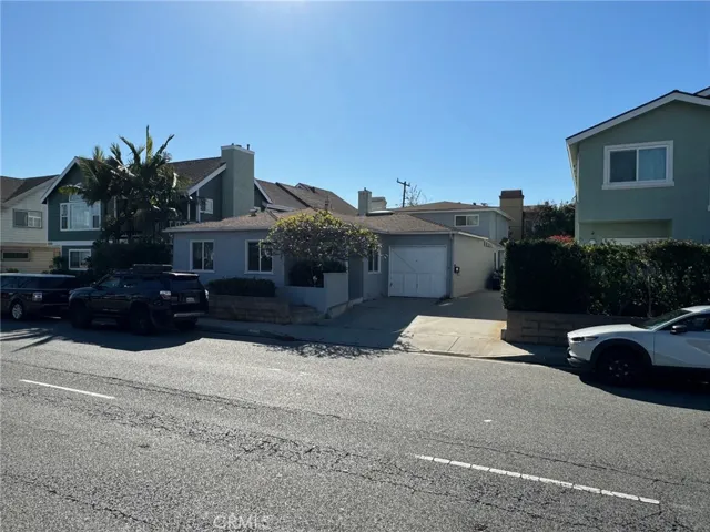2208 Manhattan Beach Blvd, Redondo Beach, California 90278