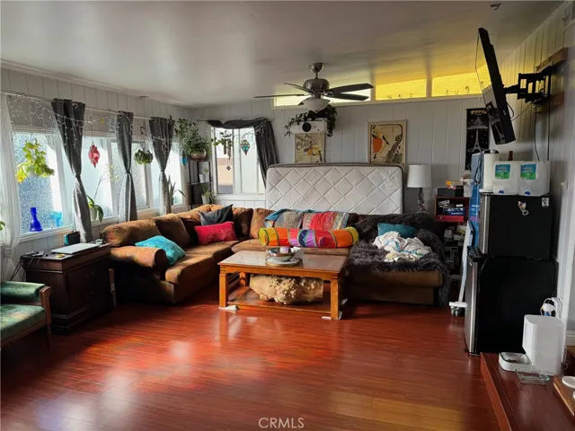 Front Unit Family Room