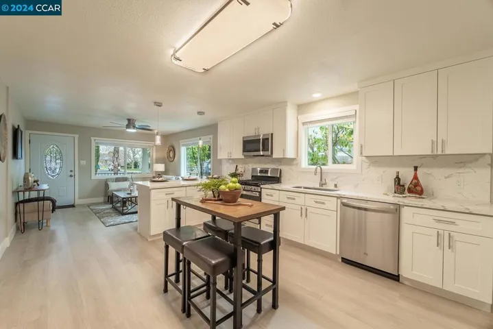 427 1st St, Brentwood, California 94513