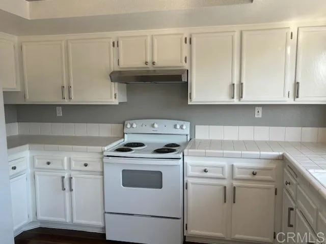 2245 Via Blanca, Oceanside, California 92054