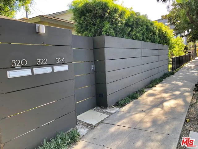 320 Grand Boulevard, Venice, California 90291