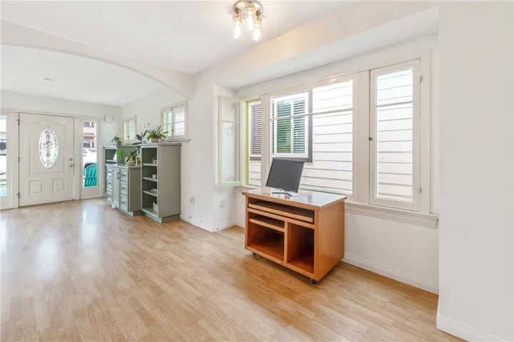 317 12th Street, Huntington Beach, California 92648
