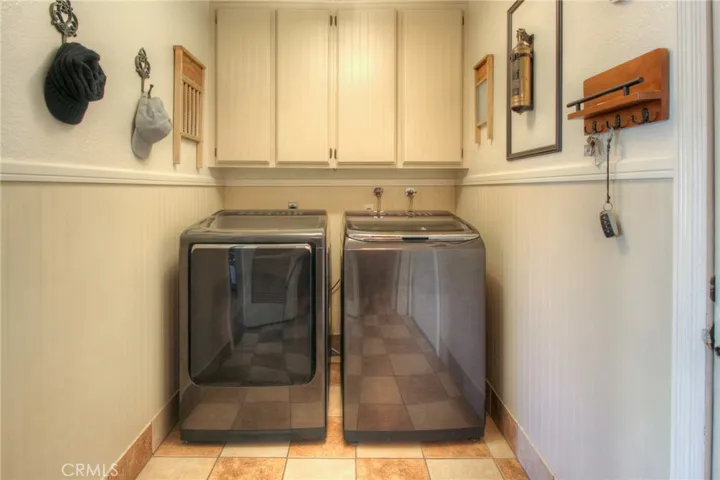 2211 S Malcolm Avenue, Ontario, California 91761