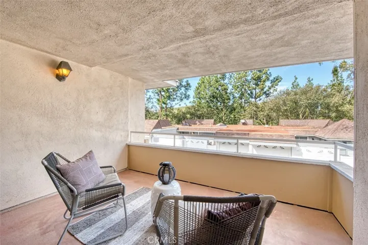 22152 Caminito Vino, Laguna Hills, California 92653