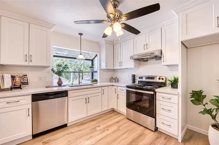 22152 Caminito Vino, Laguna Hills, California 92653