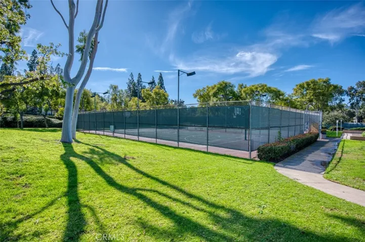 22152 Caminito Vino, Laguna Hills, California 92653