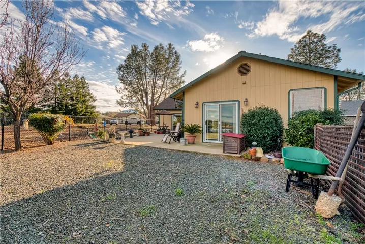 10735 Fairway Drive, Kelseyville, California 95451