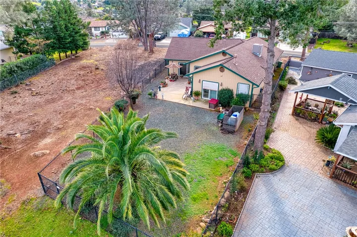10735 Fairway Drive, Kelseyville, California 95451