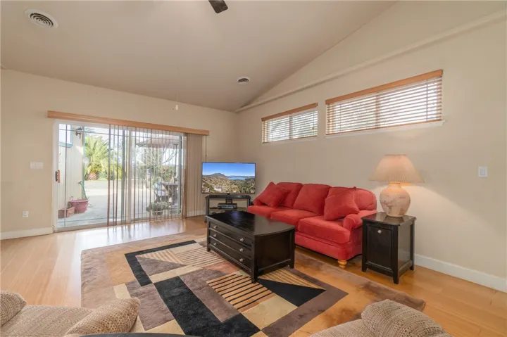 10735 Fairway Drive, Kelseyville, California 95451