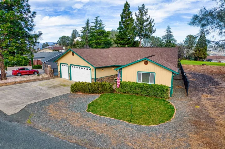 10735 Fairway Drive, Kelseyville, California 95451