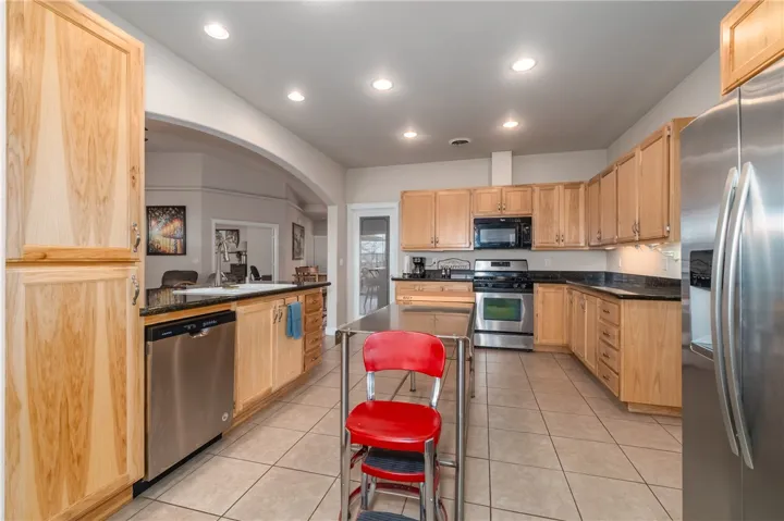 10735 Fairway Drive, Kelseyville, California 95451