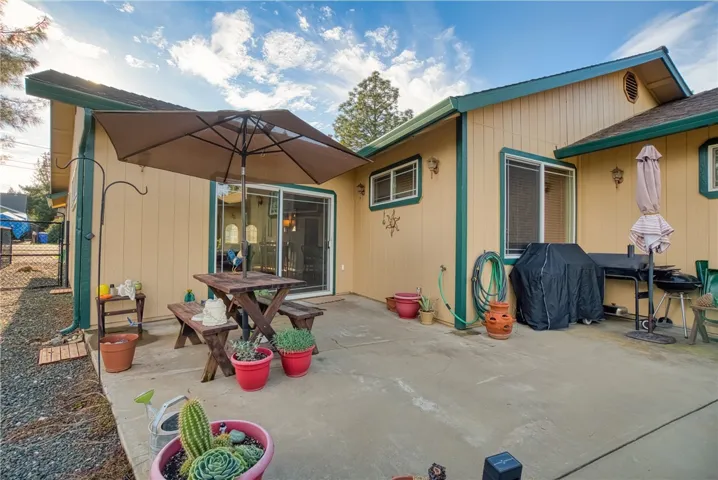 10735 Fairway Drive, Kelseyville, California 95451