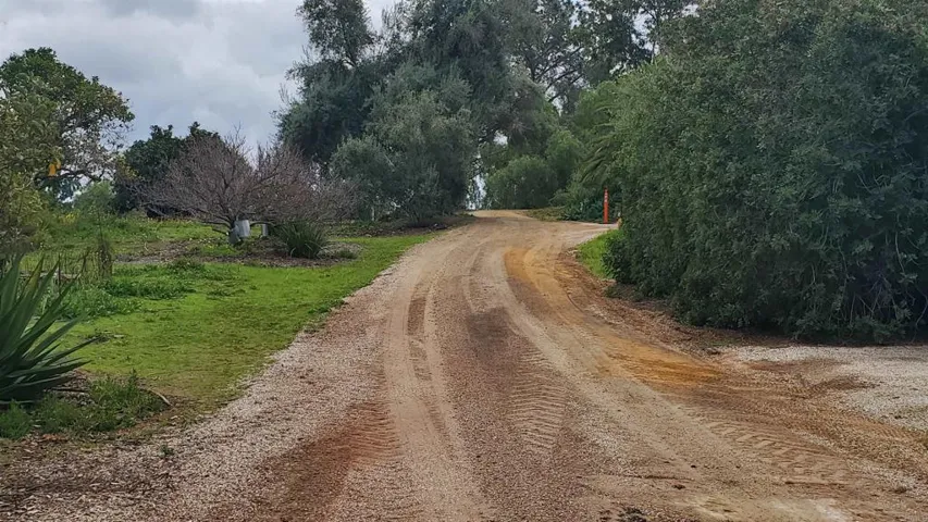18525 Aliso Canyon Road, Rancho Santa Fe, California 92067