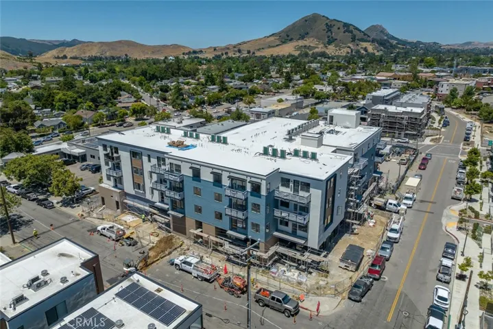 2475 Victoria Avenue 307, San Luis Obispo, California 93401