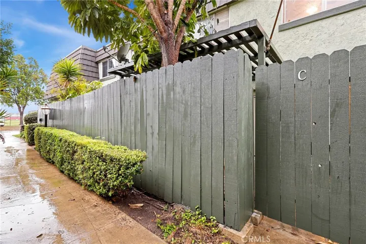 1626 Iowa Street C, Costa Mesa, California 92626