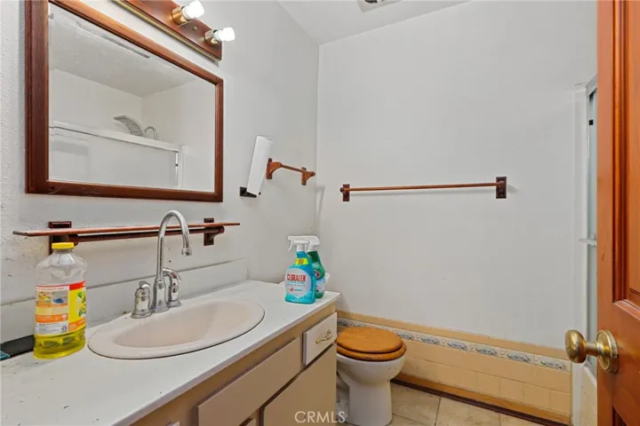 1626 Iowa Street C, Costa Mesa, California 92626