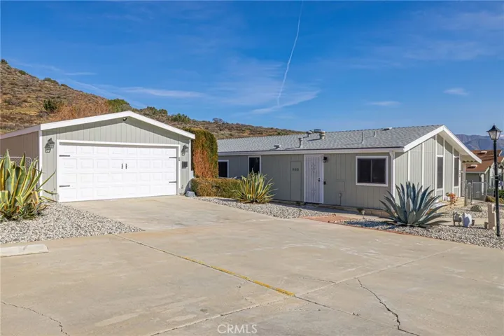 33105 Santiago Road 72, Acton, California 93510