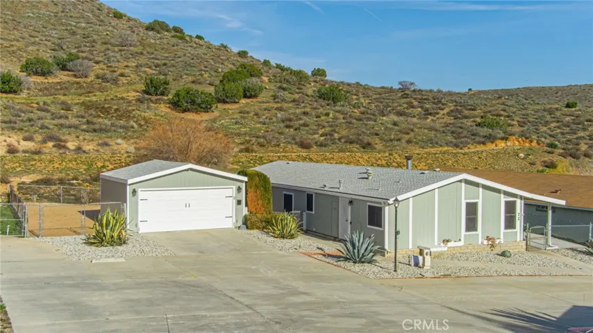 33105 Santiago Road 72, Acton, California 93510