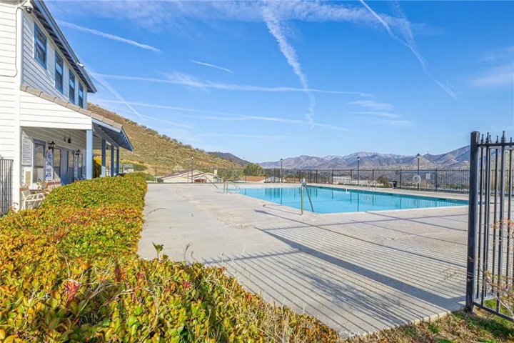 33105 Santiago Road 72, Acton, California 93510