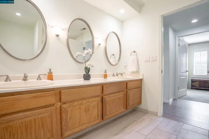 5369 Carriage Dr, Richmond, California 94803