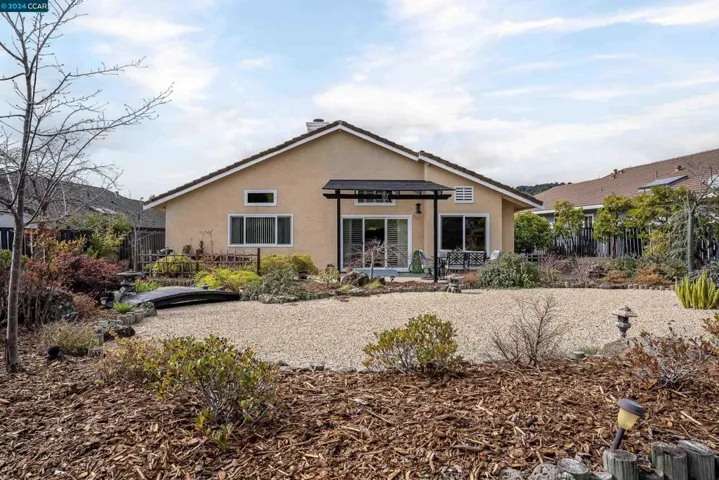 5369 Carriage Dr, Richmond, California 94803