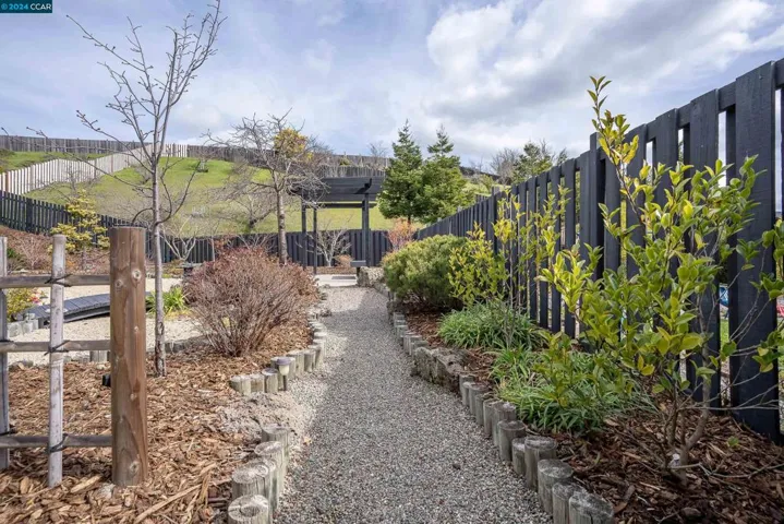5369 Carriage Dr, Richmond, California 94803