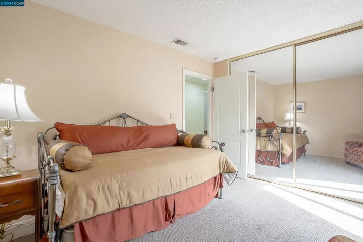5369 Carriage Dr, Richmond, California 94803