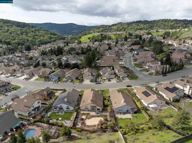 5369 Carriage Dr, Richmond, California 94803