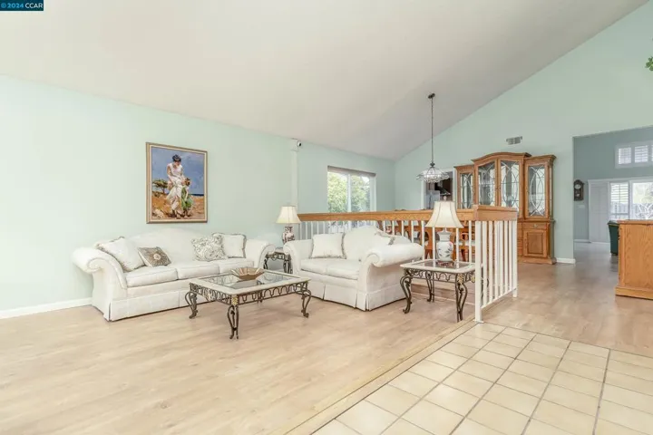 5369 Carriage Dr, Richmond, California 94803