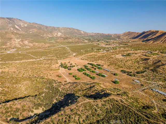 6500 Us Hwy 138, Phelan, California 92371